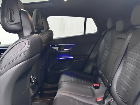 Certified 2025 Mercedes-Benz GLC 300 4MATIC image 22
