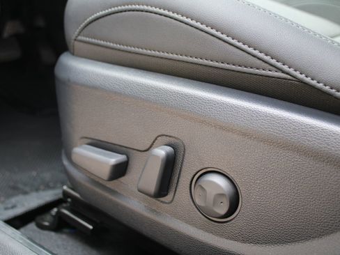 New 2026 Kia Seltos EX image 21