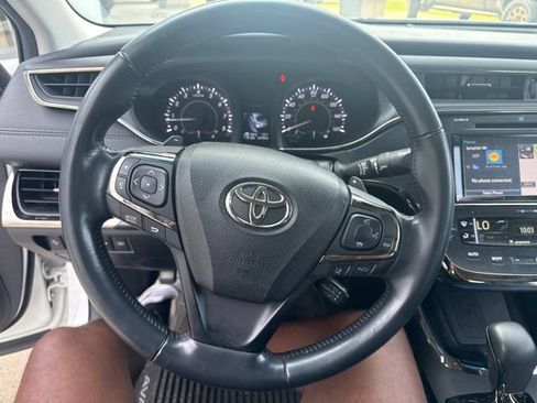 Used 2017 Toyota Avalon Limited w/ All Weather Liner Package FWD image 17