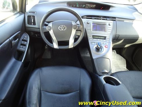 Used 2013 Toyota Prius Persona Series FWD image 11