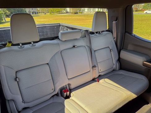 Used 2021 Chevrolet Silverado 1500 LT Trail Boss w/ LPO, Dark Essentials Package image 15