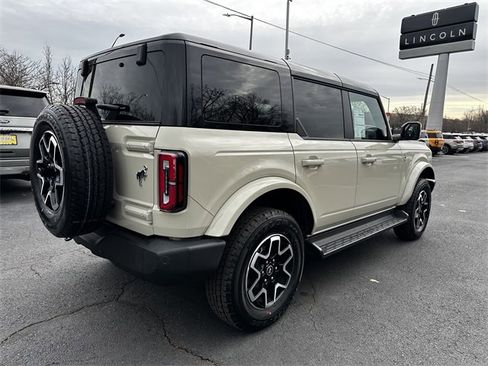 Certified 2025 Ford Bronco Outer Banks image 5