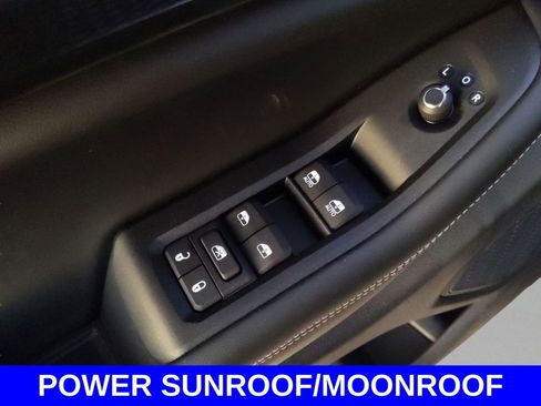 New 2025 Jeep Grand Cherokee Altitude RWD image 13
