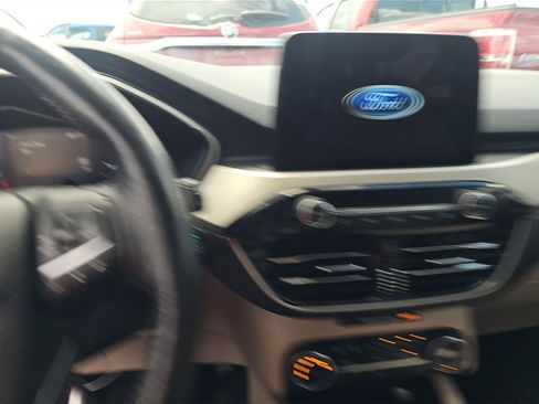 Used 2020 Ford Escape SEL FWD image 6
