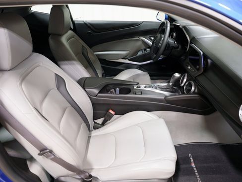 Used 2017 Chevrolet Camaro LT RWD image 24