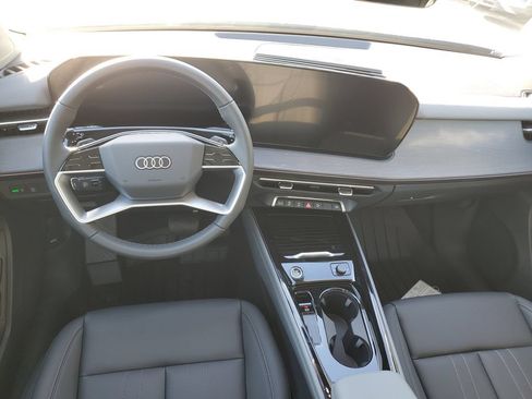New 2026 Audi Q3 quattro 2.0T AWD/4WD image 3