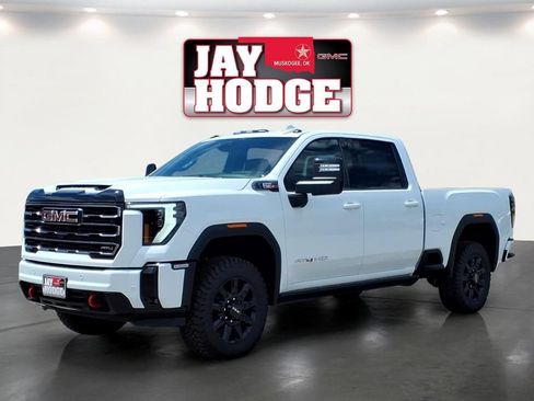 New 2026 GMC Sierra 2500 AT4 w/ AT4 Premium Plus Package AWD/4WD image 3