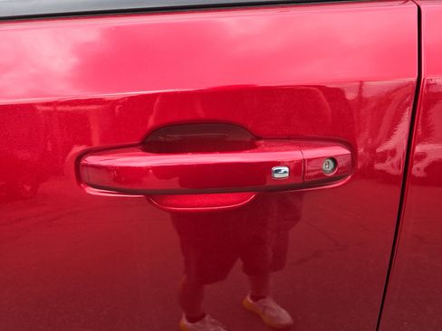 Used 2023 GMC Sierra 1500 Elevation image 14