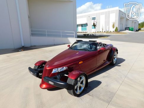 Used 2002 Chrysler Prowler RWD image 8