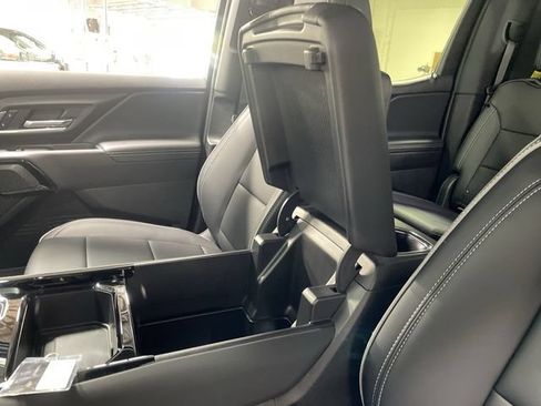 Certified 2026 Chevrolet Silverado EV LT AWD/4WD image 21