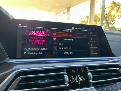 Used 2022 BMW X5 sDrive40i w/ M Sport Package image 8