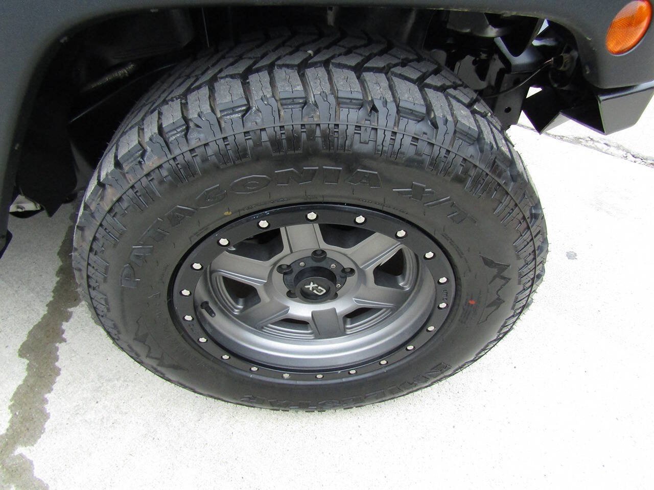 Used 2017 Jeep Wrangler Unlimited Sport w/ Quick Order Package 24S AWD/4WD image 17