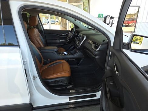 Used 2020 GMC Acadia AT4 image 49
