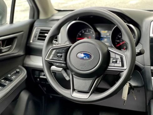 Used 2018 Subaru Outback 2.5i image 36