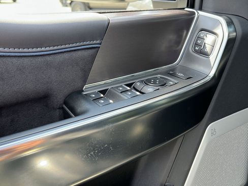 New 2026 Ford F250 Platinum image 15