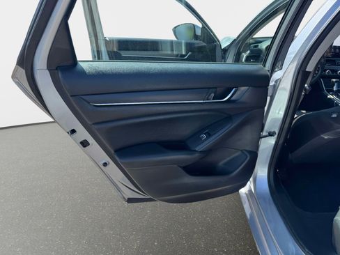 Used 2022 Honda Accord LX image 14