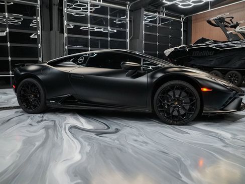 Used 2023 Lamborghini Huracan Tecnica RWD image 7