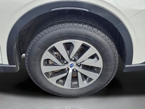 Used 2022 Subaru Outback Premium w/ Popular Package #1 AWD/4WD image 28