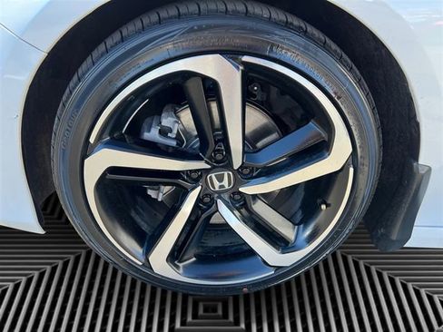 Used 2022 Honda Accord Sport image 11