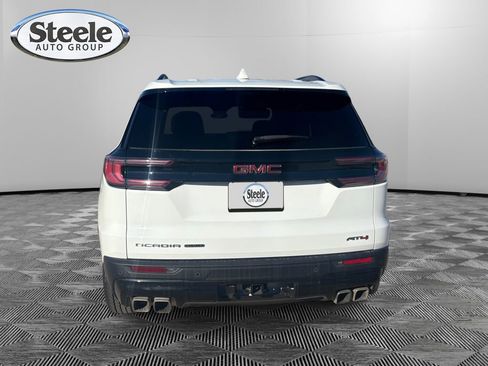 Used 2025 GMC Acadia AT4 w/ Super Cruise Package image 4