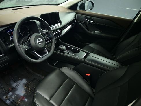 Used 2023 Nissan Rogue SL w/ SL Premium Package image 14