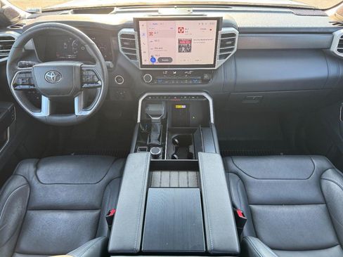 Used 2022 Toyota Tundra Platinum w/ Advanced Package AWD/4WD image 13