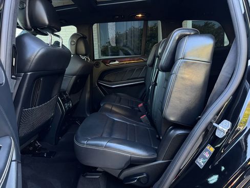 Used 2014 Mercedes-Benz GL 63 AMG 4MATIC image 18