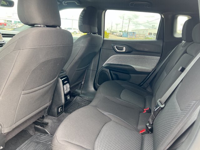 Used 2024 Jeep Compass Sport AWD/4WD image 18