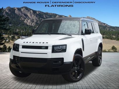 New 2025 Land Rover Defender 130 X-Dynamic SE