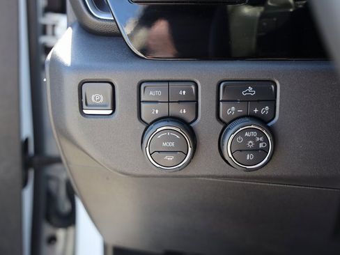 Used 2023 Chevrolet Silverado 1500 RST w/ Z71 Off-Road Package image 23