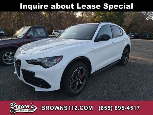Used 2025 Alfa Romeo Stelvio Sprint w/ Veloce Package image 1
