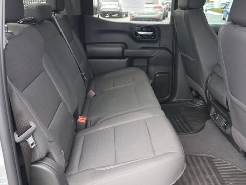 Used 2024 Chevrolet Silverado 1500 Custom Trail Boss w/ LPO, Dark Essentials Package image 33