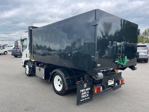 Used 2024 Chevrolet Low Cab Forward RWD image 3
