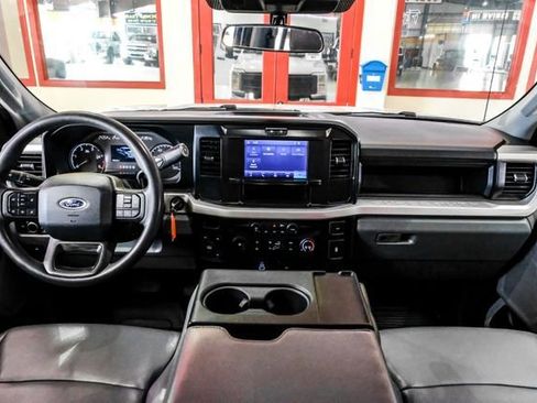 Used 2025 Ford F350 XL w/ FX4 Off-Road Package image 14