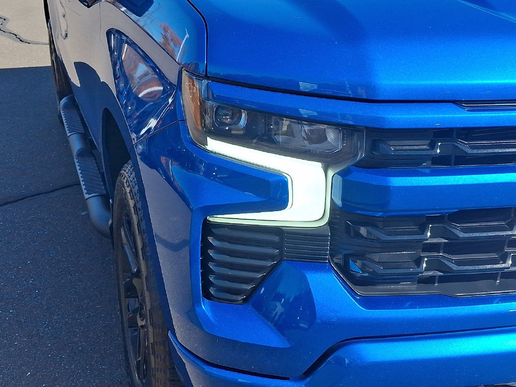 Used 2024 Chevrolet Silverado 1500 RST AWD/4WD image 10