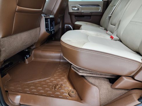 Used 2021 RAM 2500 Laramie image 9