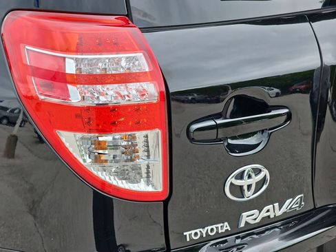 Used 2010 Toyota RAV4 Sport FWD image 37