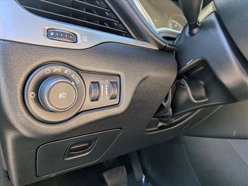 Used 2015 Jeep Cherokee Limited w/ Trailer Tow Group image 15