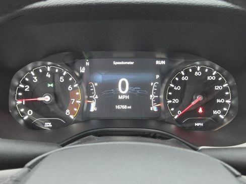 Used 2024 Jeep Compass Limited image 27