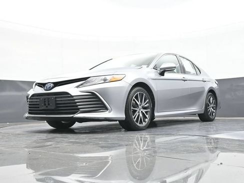 Used 2024 Toyota Camry XLE FWD image 55