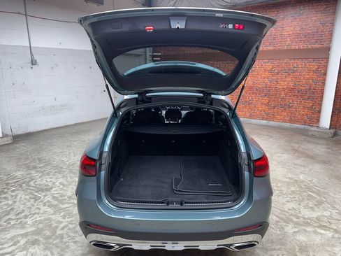 Used 2026 Mercedes-Benz GLC 300 4MATIC image 25