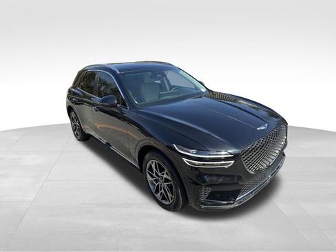 Used 2023 Genesis GV70 2.5T w/ Select Package image 7