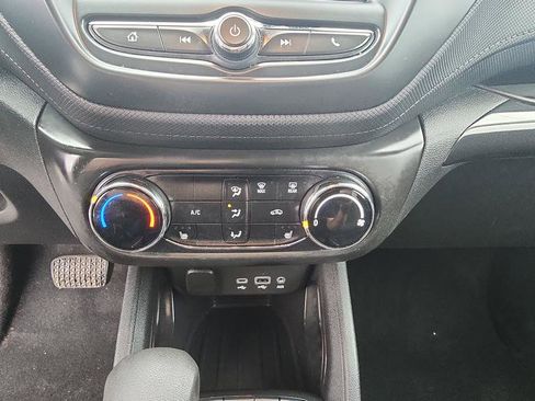 Used 2023 Chevrolet TrailBlazer LT image 23