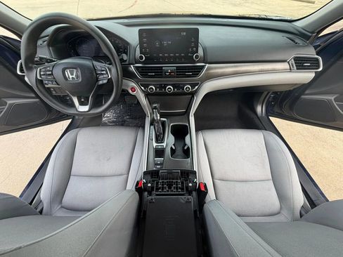 Used 2018 Honda Accord LX image 25