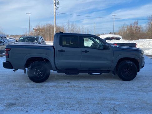 Used 2024 Nissan Frontier S w/ Technology Package image 8