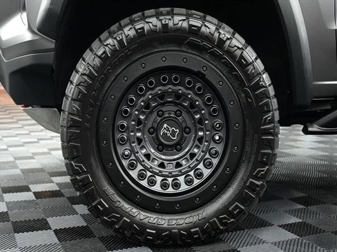 New 2026 Chevrolet Colorado ZR2 w/ Technology Package image 18