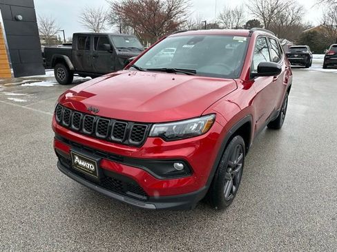 New 2026 Jeep Compass Latitude image 2