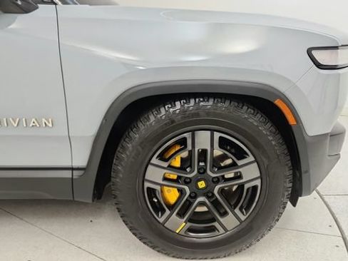 Used 2022 Rivian R1T Adventure AWD/4WD image 37