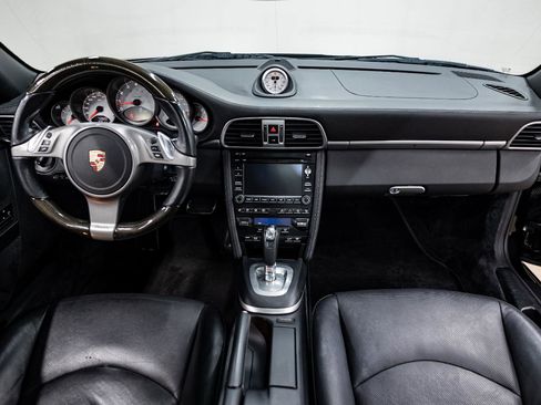 Used 2009 Porsche 911 Carrera S image 5