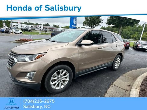 Used 2018 Chevrolet Equinox LT FWD image 1